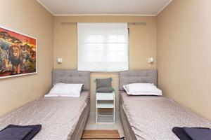 Family-friendly apartments with swimming pool Vinisce, Trogir - 22873