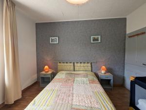 Maisons de vacances Gite familial avec jardin, cheminee et parking a Jussarupt, pres de Gerardmer - FR-1-589-320 : photos des chambres