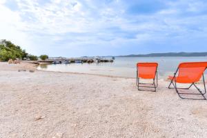 Apartments by the sea Sveti Petar, Biograd - 23329
