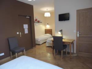 Hotels Hotel Des Alpes : photos des chambres