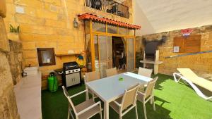 Traditional Farmhouse Central Gozo