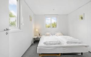 Nice Home In Store Fuglede With Wifi