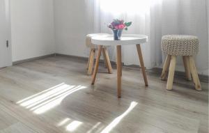 Awesome Home In Ljubitovica