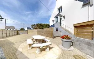 Amazing Apartment In Kerlouan With Wifi - 吉瑟尼