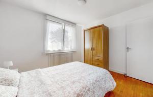 Maisons de vacances Amazing Apartment In Kerlouan With Wifi : photos des chambres