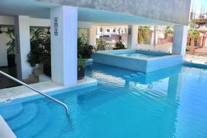 Hermoso en marina, asombrosas vistas by G P S rentas