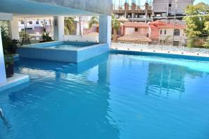 Hermoso en marina, asombrosas vistas by G P S rentas