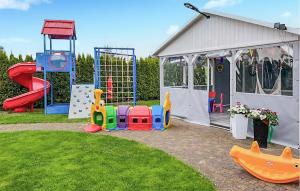 2 Bedroom Gorgeous Home In Chlopy