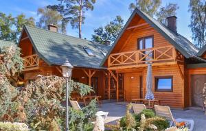 Stunning Home In Pobierowo With Wifi