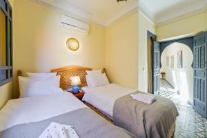 Riad AJI 4 Rooms, Petite piscine , Internet, Petit déjeuner , Top Emplacement Médina