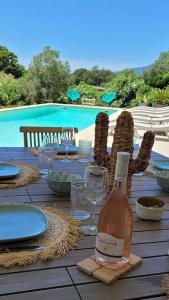 Villas Villa Olmeccia piscine 14 m, clim, plein Sud : photos des chambres