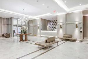 Yorkville Plaza Express Stay