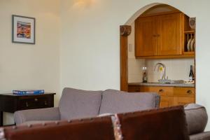 Watermouth Castle, Penn-Curzon Apartment