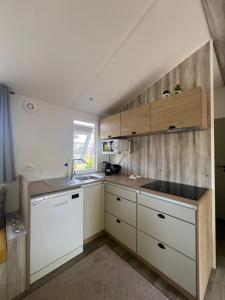Bungalow 6 personnes Camping 5 Etoiles île de Ré