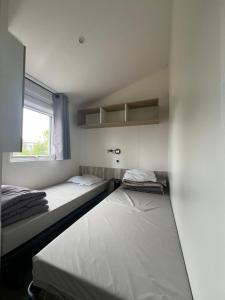 Bungalow 6 personnes Camping 5 Etoiles île de Ré