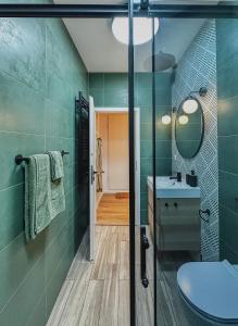 Bohemian Hideaway Historic Center Sofia Parking