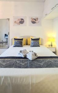 C&C Studio - Comfy Nest Near Airport & City Access