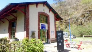 Auberges Ostal Scrignac - Gite d-etape de la Gare : photos des chambres
