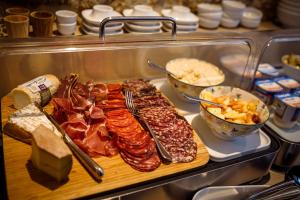 Hotels Logis Hostellerie de l'Abbaye : photos des chambres