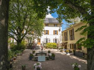Maisons d'hotes Gites du Caylar - Chambres et Appartments : photos des chambres