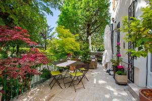 Maisons d'hotes Gites du Caylar - Chambres et Appartments : photos des chambres
