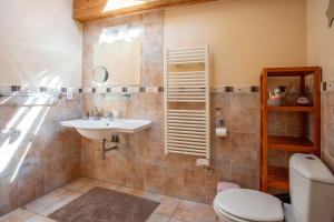 Maisons d'hotes Gites du Caylar - Chambres et Appartments : photos des chambres