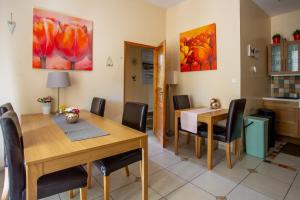 Maisons d'hotes Gites du Caylar - Chambres et Appartments : photos des chambres