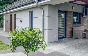 Lovely Home In Drogoradz