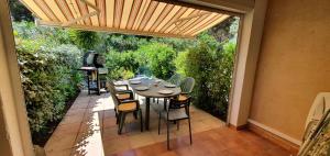 Mazet 63m² - TAHITI PARC - LE LAVANDOU