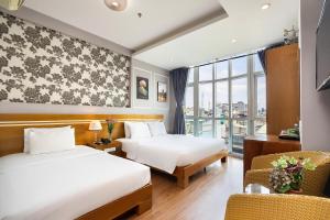 Lucky Star Hotel 266 De Tham