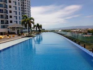 Mactan Newtown 8 Boulevard Deluxe Ocean View