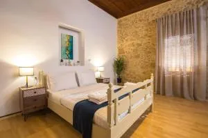 Manolis Stone House Villa - Koukounarás