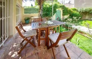 1 Bedroom Cozy Apartment In Toulon - 土伦