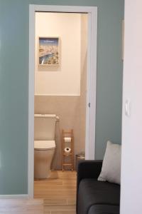 Studio rénové avec belle terrasse