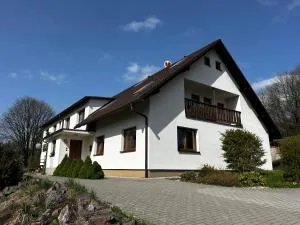 Restaurace a penzion Na Stráni - Kunvald