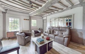 Beautiful Home In Vittefleur With Wifi