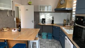 Maisons de vacances maison familiale de vacances : photos des chambres