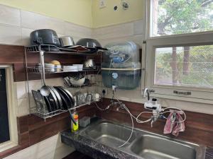 Comfy 3BHK house with Cinema like Home Theatre !