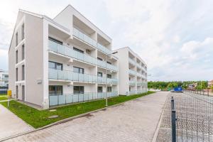 Sunset Resort V, Nadmorska 100