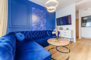 Sunset Resort V, Nadmorska 100