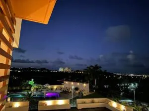 Emerald Upscale Studio in Maho-Walking distance to beach - Maho Reef