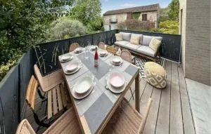 3 Bedroom Amazing Home In Goudargues - 圣热尔韦