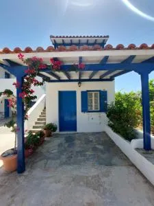 ΕΙΡΗΝΗ Studios - Áno Strapódhion