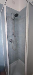 Isola's Apartments img20