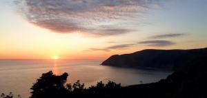 Four Poster with Sea View room in Chough's Nest Hotel