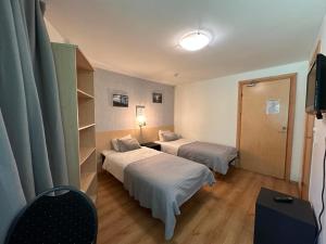 Viisnurga Puhkemajad