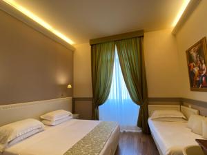 Deluxe Triple Room room in Dnb House Hotel