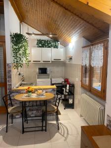 La Corte dei Torri loft on the lake