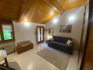 La Corte dei Torri loft on the lake