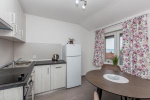 Apartmani Tena 
